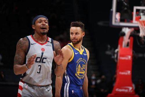 GGPoker中文版-比尔腿筋伤势归期未定 得分王已是库里囊中之物？